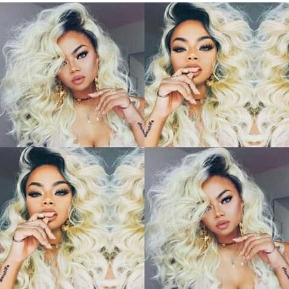 Blonde Ombre Beauty Lacefront Wig 18-22 inches - Thumbnail 3