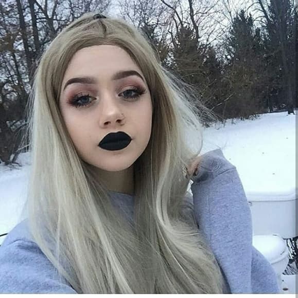Ombre Blonde Beauty LaceFront Wig 22-26 inches!! - Thumbnail 2