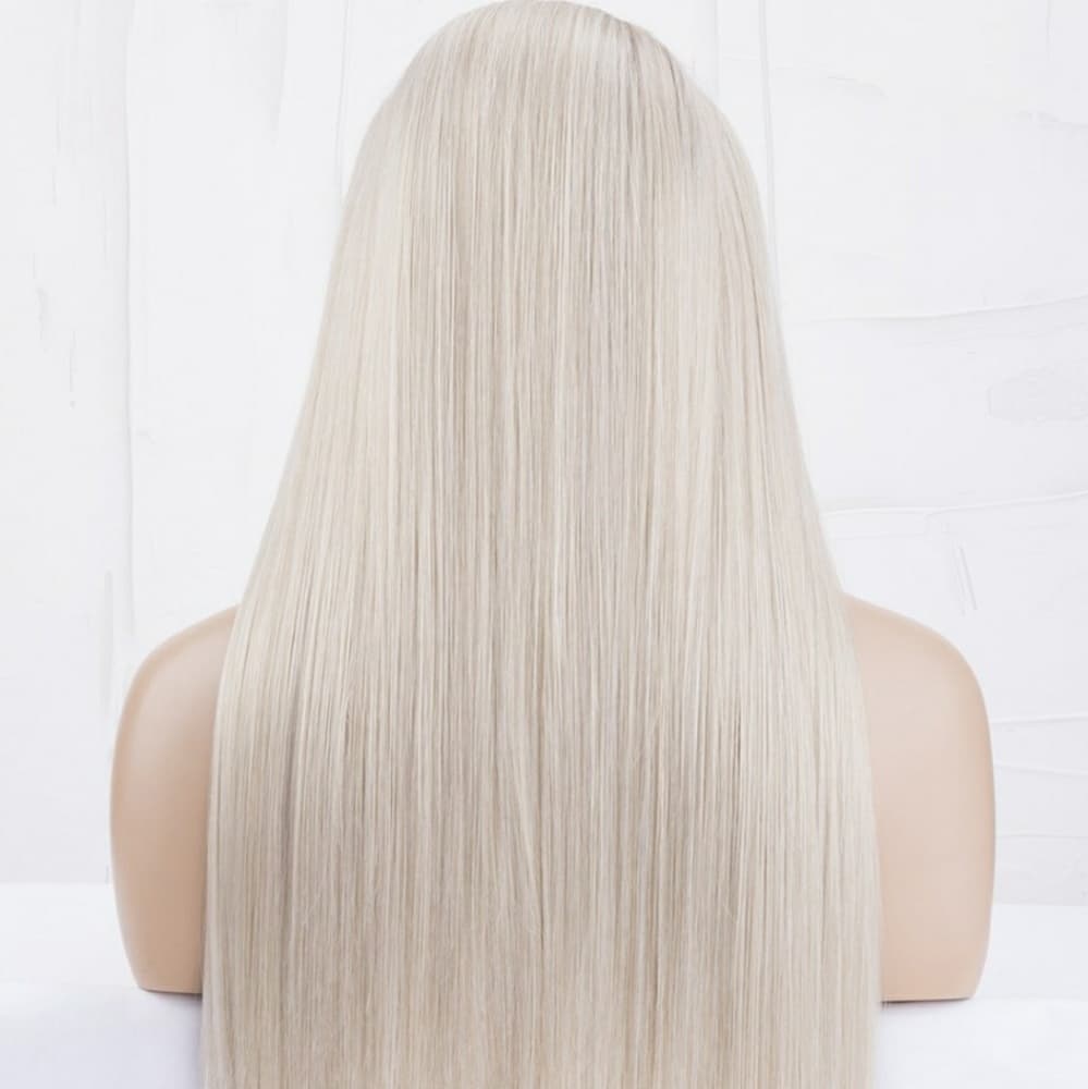 Blonde Beauty Lace Front Wig 24-26 inches!! - Thumbnail 3