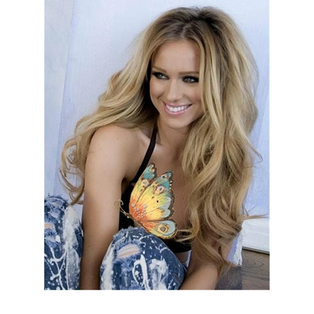 Blonde Ombre Lace Front Wig 22-26 inches!! - Thumbnail 4
