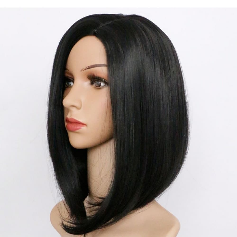 Cute Black Bob Beauty - Thumbnail 3