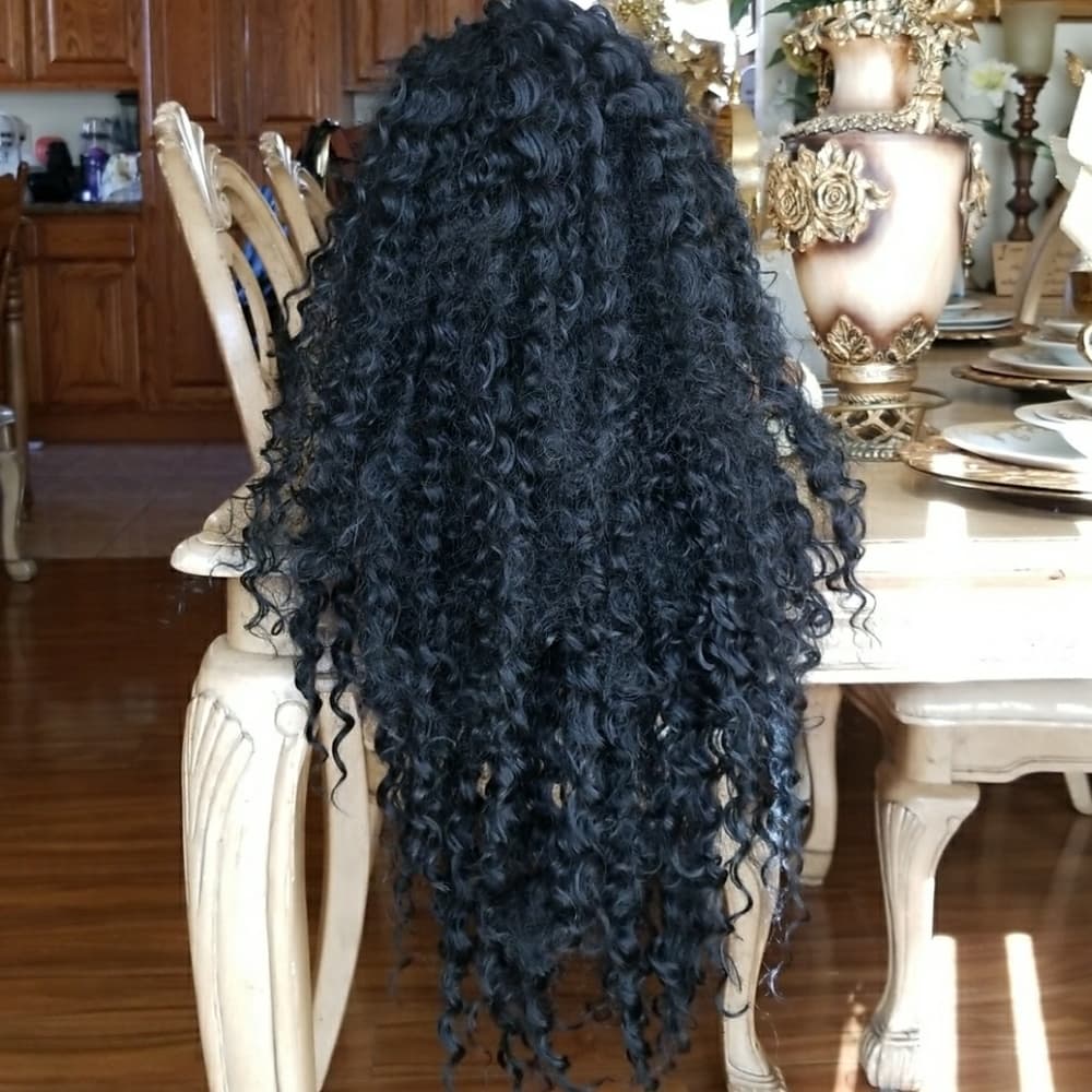 Used Curly Beauty Wig 22-24 inches!! - Thumbnail 4