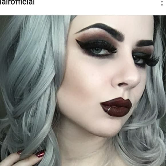 Gray Beauty LaceFront Wig - Thumbnail 2