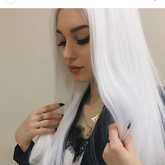 White Beauty Lacefront Wig 24-28 inches - Thumbnail 2