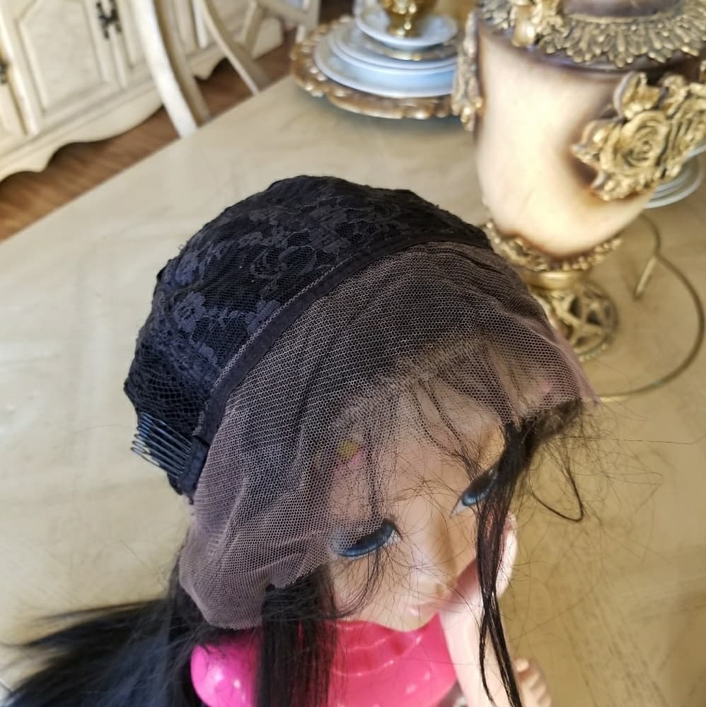 Yaki LaceFront Wig 20-22 inches - Thumbnail 4