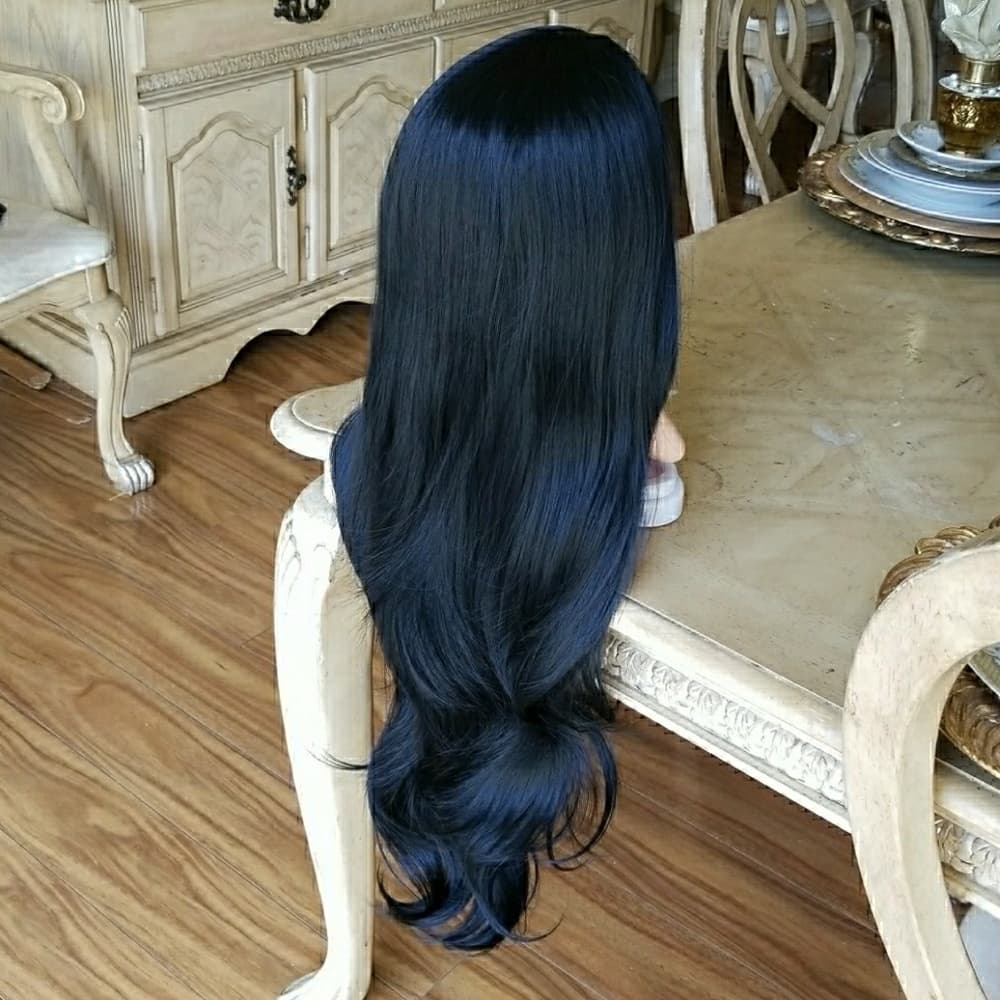 Body Wave Beauty Lacefront Wig 24-26 inches!! - Thumbnail 3