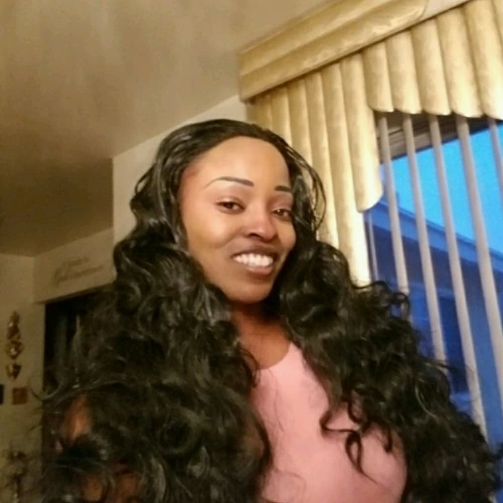 Bodywave Beauty Lacefront Wig 22-26 inches!! - Thumbnail 3