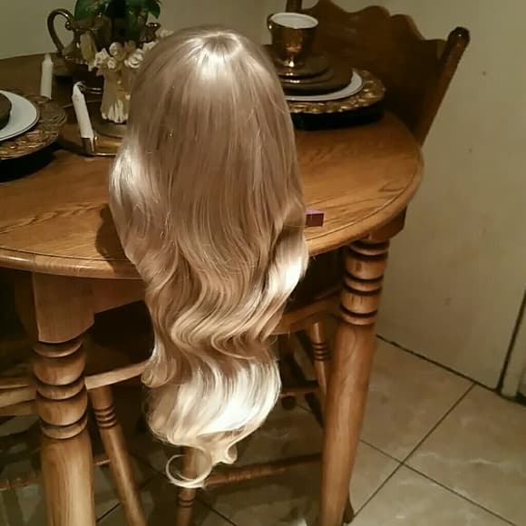 Beautiful Golden Blonde Beauty Wig