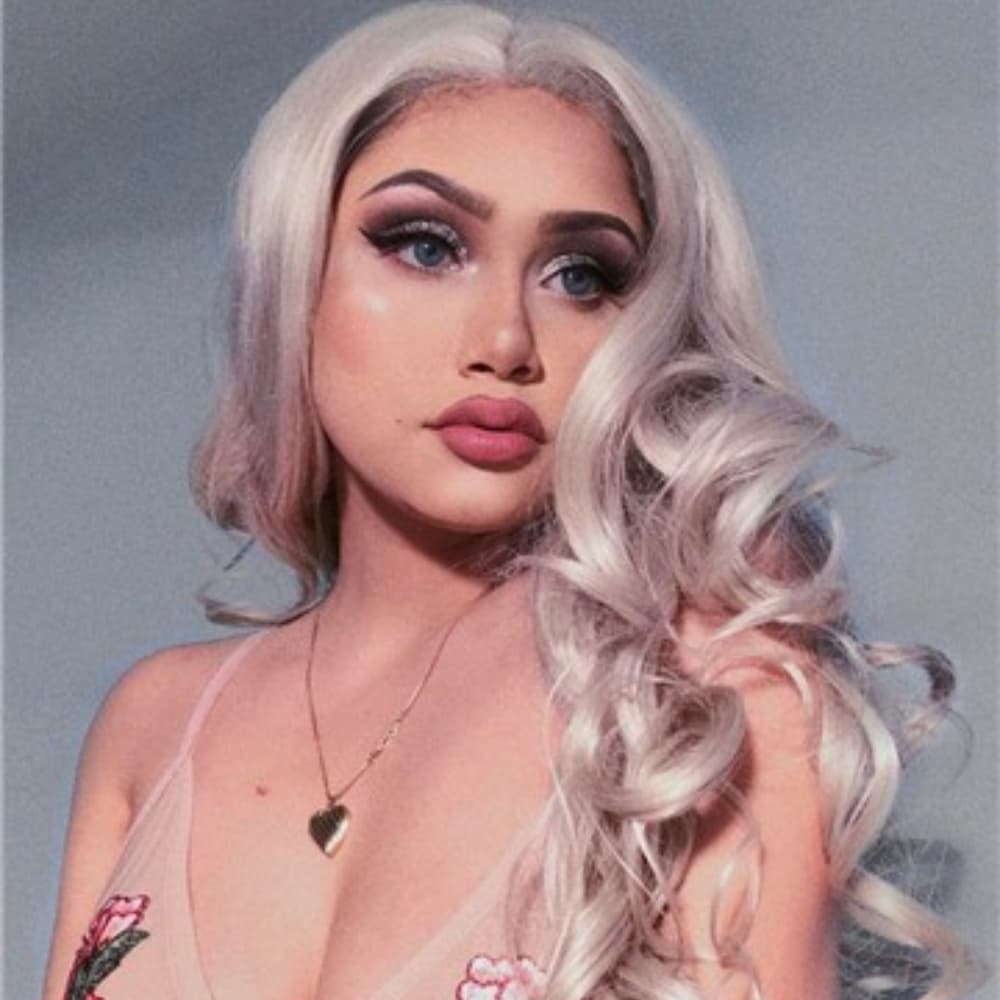 White Blonde Lacefront Wig 22-26 inches!!