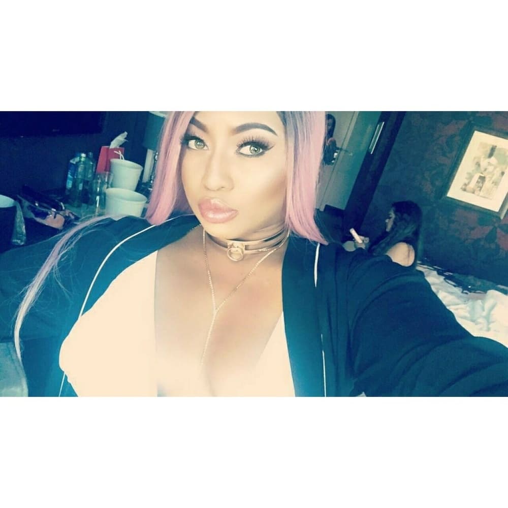 Ombre Pink Beauty Wig - Thumbnail 3