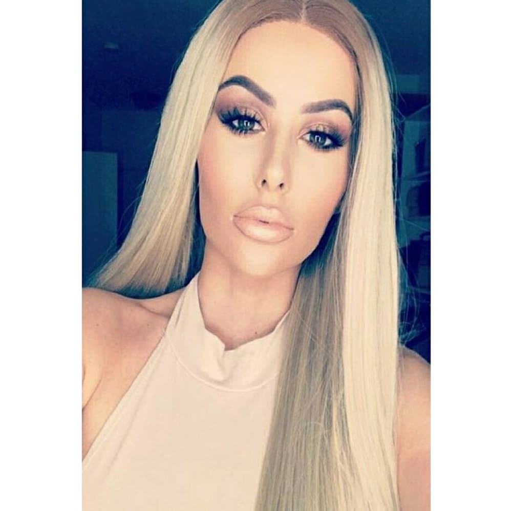 Blonde Ombre Beauty Lacefront Wig 22-24inches!! - Thumbnail 4