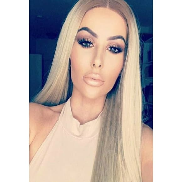 Blonde Ombre Beauty Lacefront Wig 22-24inches!! - Thumbnail 5