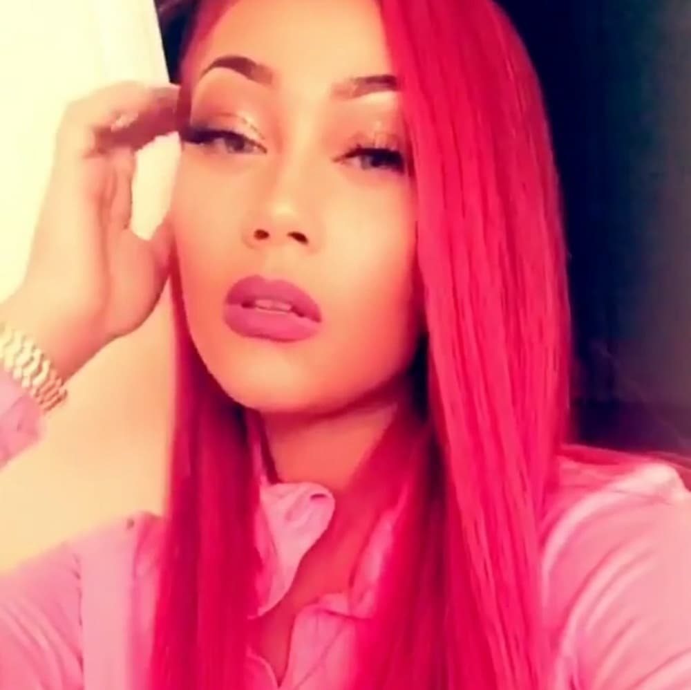 Red Beauty LaceFront Wig 22-24 inches!! - Thumbnail 4