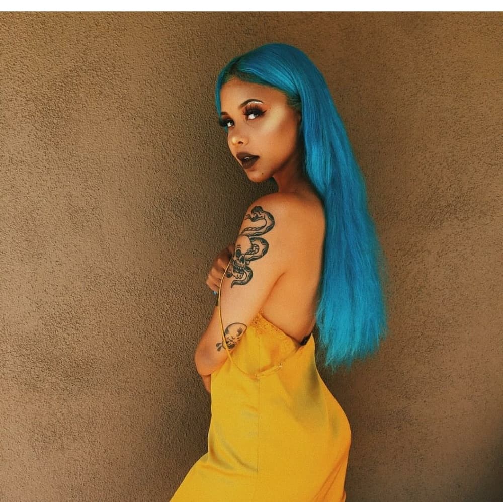 Turquoise Blue Beauty Lacefront Wig 22-26 inches - Thumbnail 2