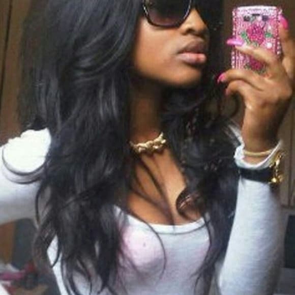 Beautiful Layered Lace Front Wig 20-22 inches!!