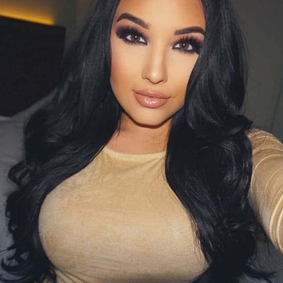 Bodywave Beauty Lacefront Wig 22-24inches - Thumbnail 4