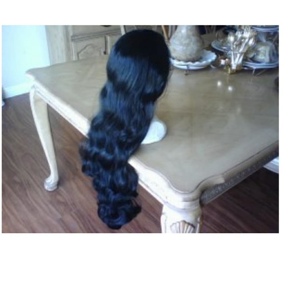 Bodywave LaceFront Wig 24-26 inches!! - Thumbnail 2