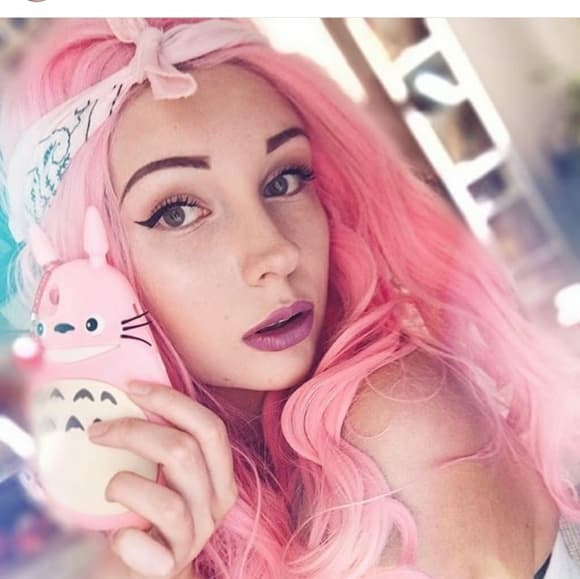 Pink Beauty LaceFront Wig Wig 22-24inches - Thumbnail 2