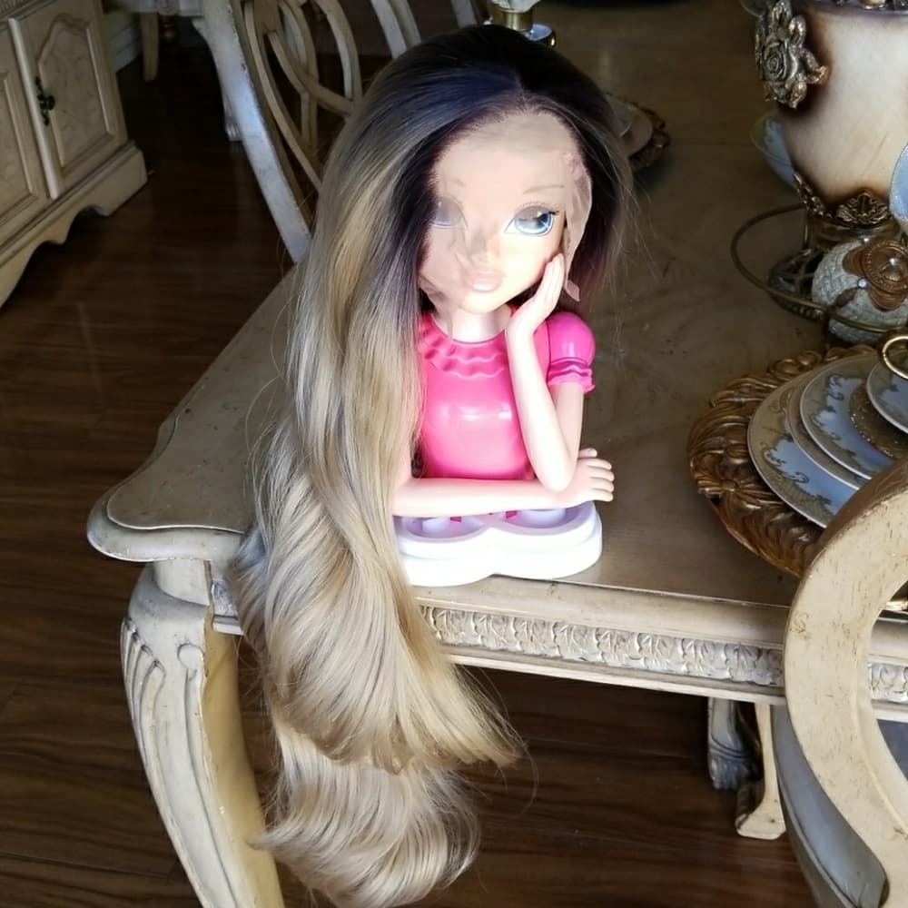 Ombre Blonde Beauty LaceFront Wig 24-26 inch - Thumbnail 4