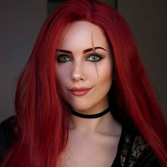 Red Beauty LaceFront Wig 22-26 inches!! - Thumbnail 2