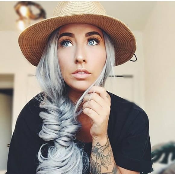 Gray Beauty LaceFront Wig 24-26 inches - Thumbnail 2
