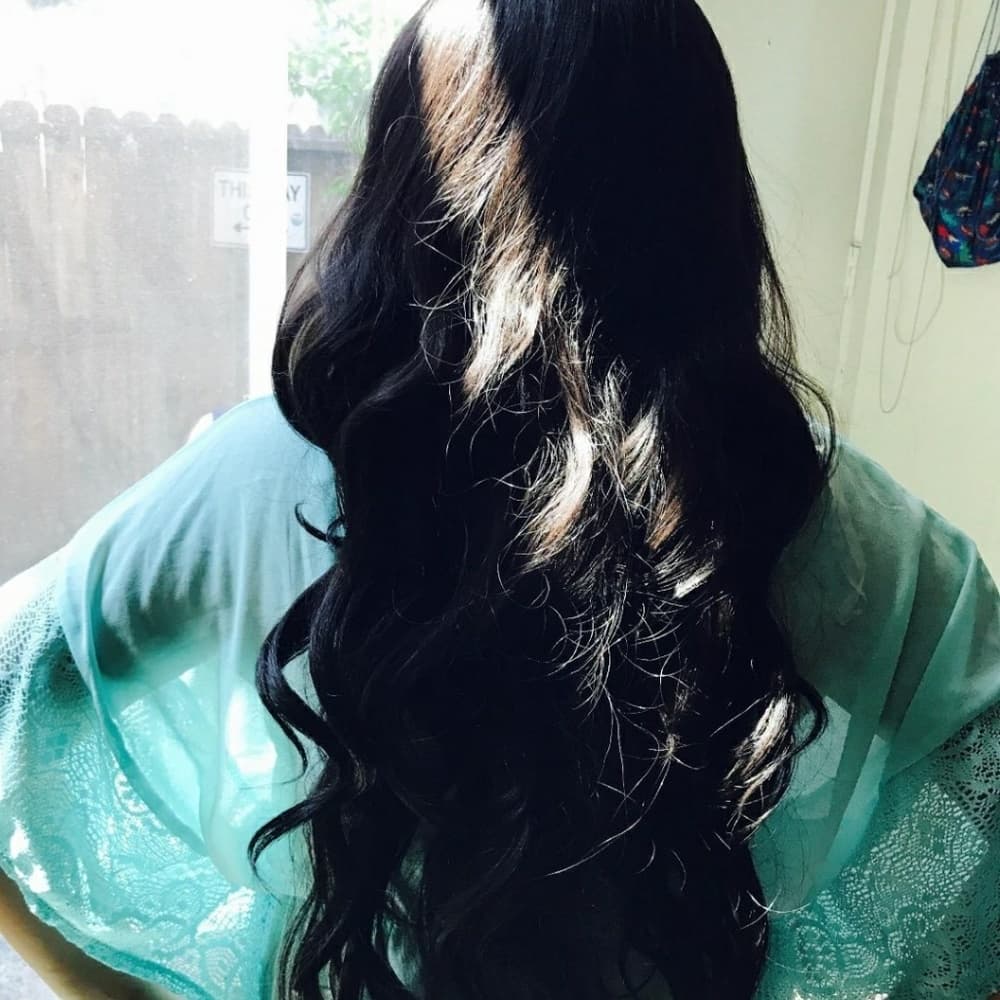Brown Wavy Beauty Wig 24-26 inches #2 - Thumbnail 6