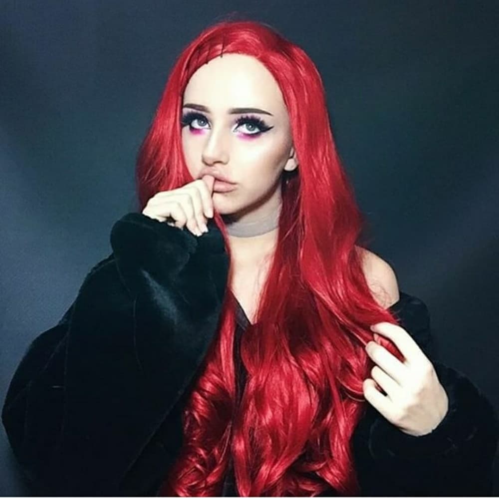 Red Beauty Lacefront Wig 24-28 inches!! - Thumbnail 7