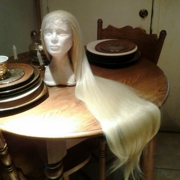Straight Sexy Blonde Bombshell Lacefront Wig. - Thumbnail 3