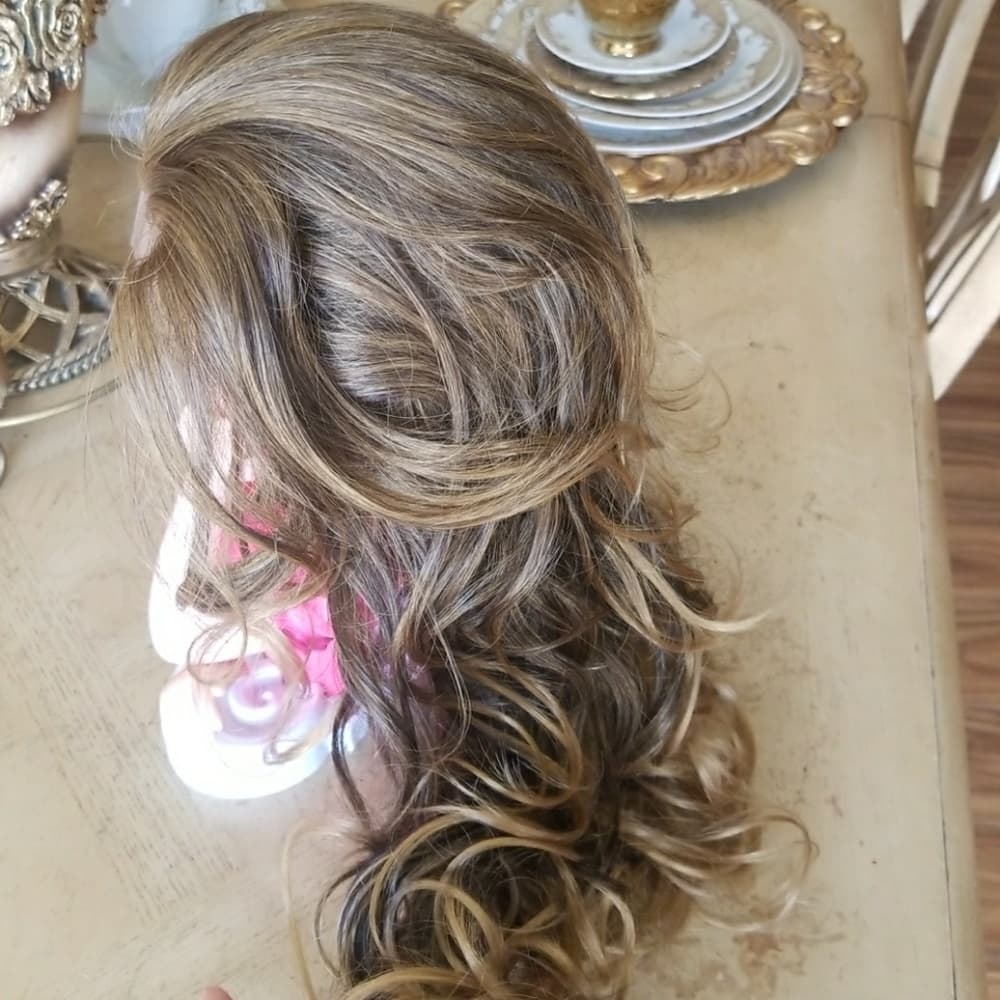 Blondish Beauty Dolled Up LaceFront Wig - Thumbnail 5