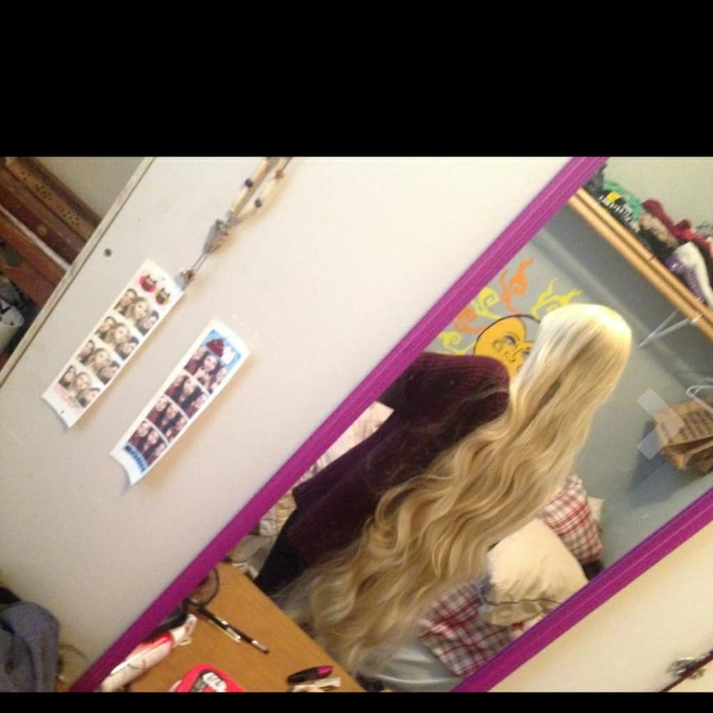 Blonde Beauty Wig 30-34 inches - Thumbnail 6