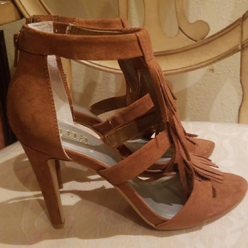 Beautiful Ana Camel Color Heels - Thumbnail 6