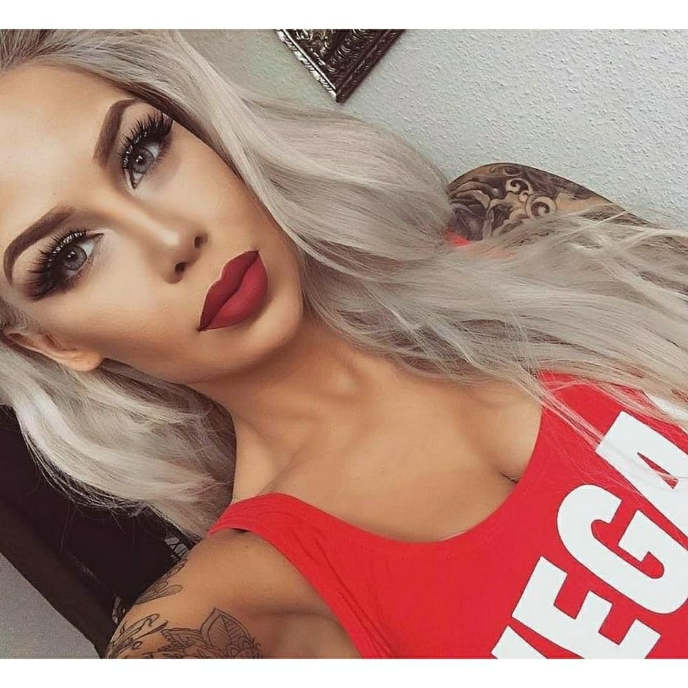 Silver Platinum Blonde LaceFront Wig 22-26 inches! - Thumbnail 4