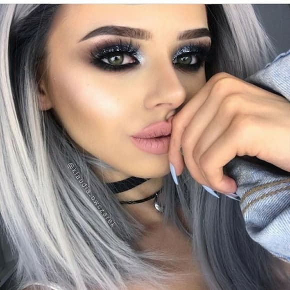 Ombre Gray Beauty LaceFront Wig 12 inches!! - Thumbnail 6