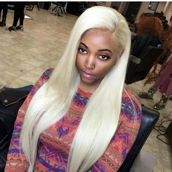 Blonde Beauty LaceFront Wig - Thumbnail 2