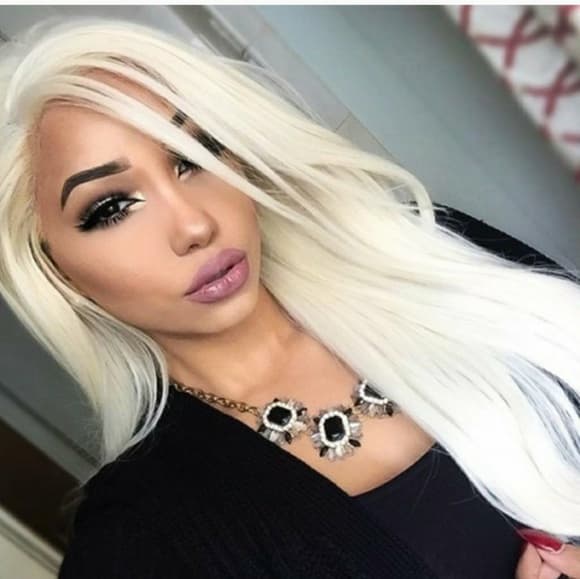 Blonde Beauty LaceFront Wig 22-24 inches #613!! - Thumbnail 4