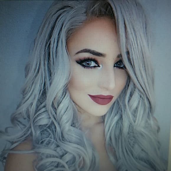 Silver Lacefront Wig 20-22 inches!! - Thumbnail 2