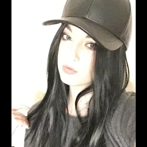 Black Beauty Wig - Thumbnail 4