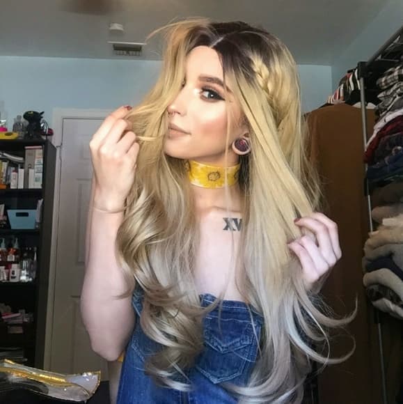Ombre Blonde Beauty LaceFront Wig Wig 24-26 inches - Thumbnail 9