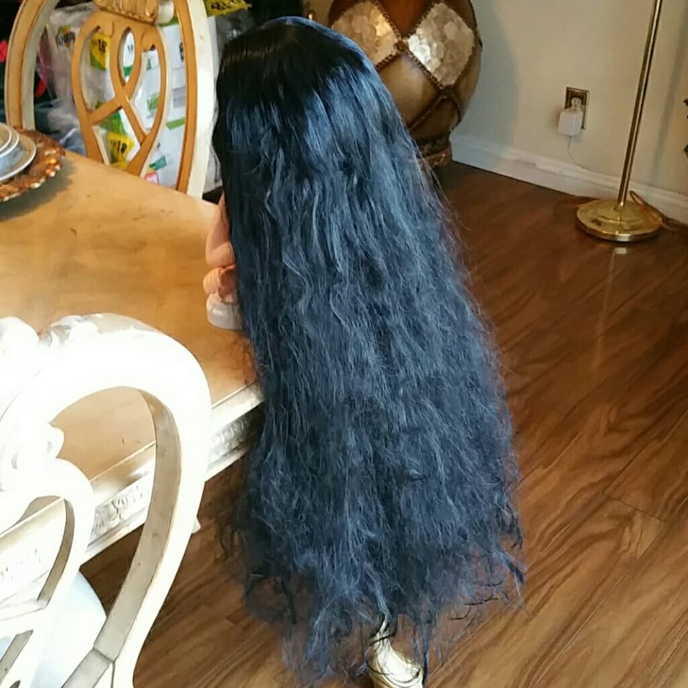 Used Loose Curly Wave Wig 26-30 inches!! - Thumbnail 7