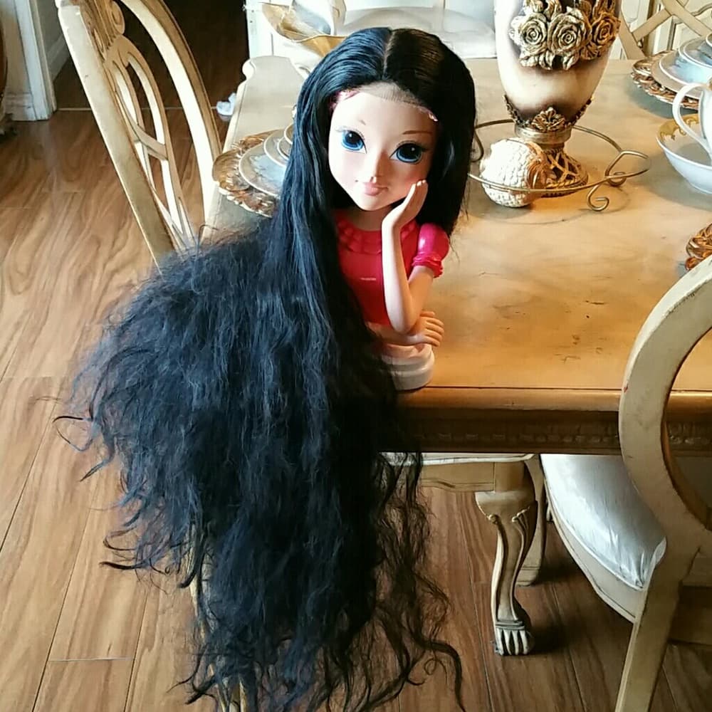 Used Loose Curly Wave Wig 26-30 inches!! - Thumbnail 3