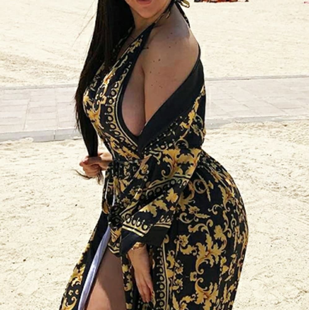 Exotic Beauty Swimsuit & Jacket!! - Thumbnail 2