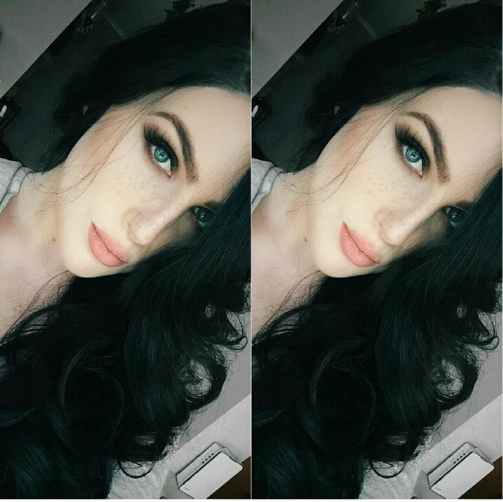 Black Beauty LaceFront Wig 24-28 inches!! - Thumbnail 3