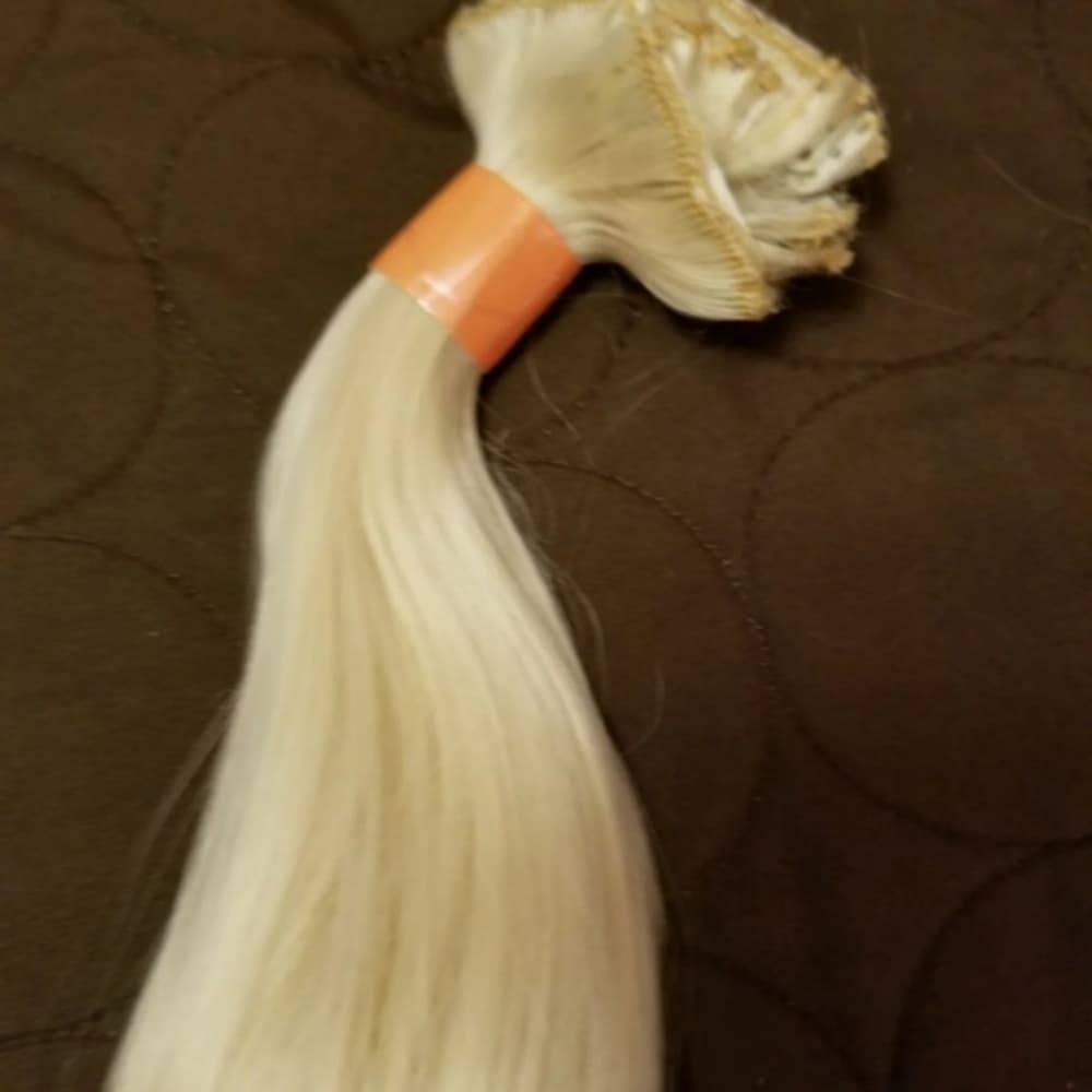 Blonde Full Head Clip in Extension - Thumbnail 2