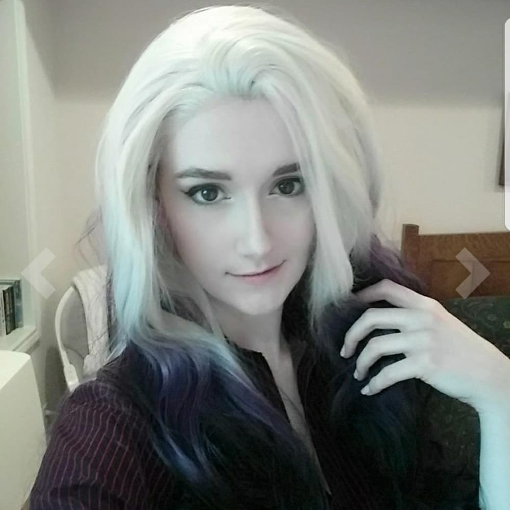 Blonde Purple Beauty Lacefront Wig 22-26 inches!! - Thumbnail 2