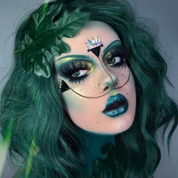 Dark Green Beauty Lace Front Wig - Thumbnail 2