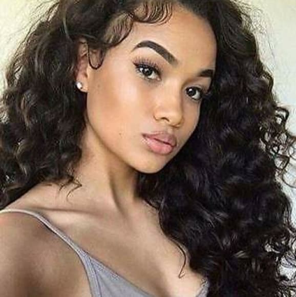 Curly Beauty Lacefront Wig 20-24 inches!! - Thumbnail 8
