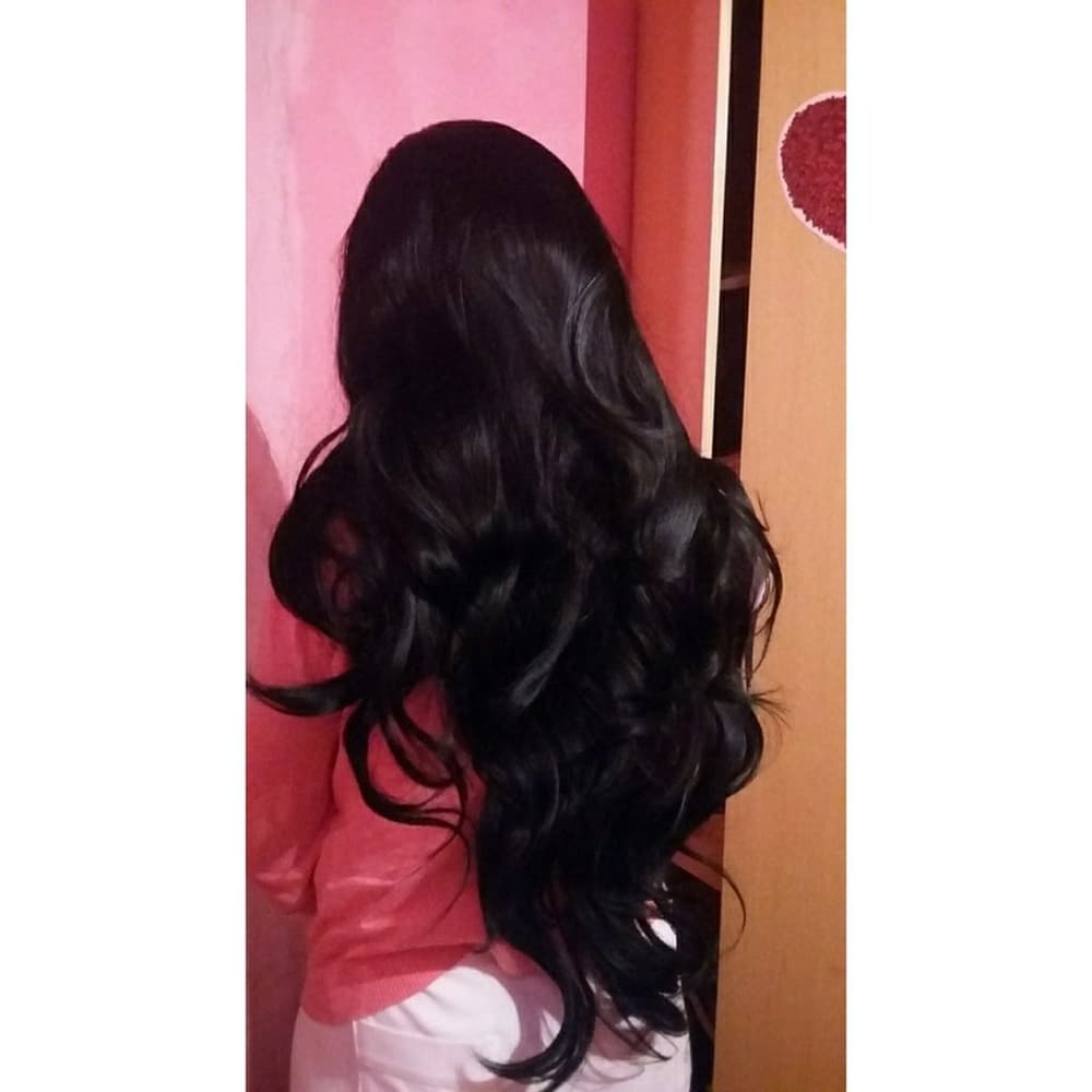 Black Wavy Beauty Lace Front Wig 24-28 inches!! - Thumbnail 2