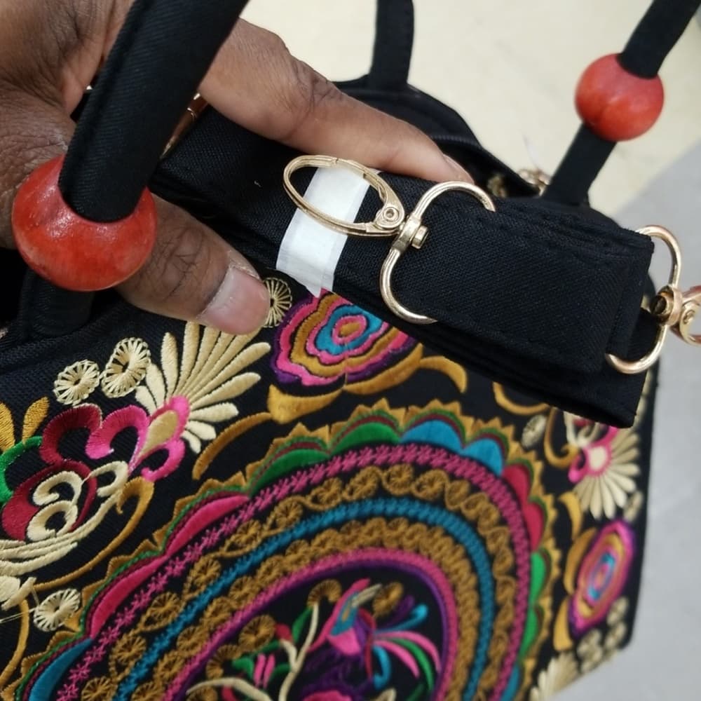Rainbow Beauty Purse with Strap!! - Thumbnail 7
