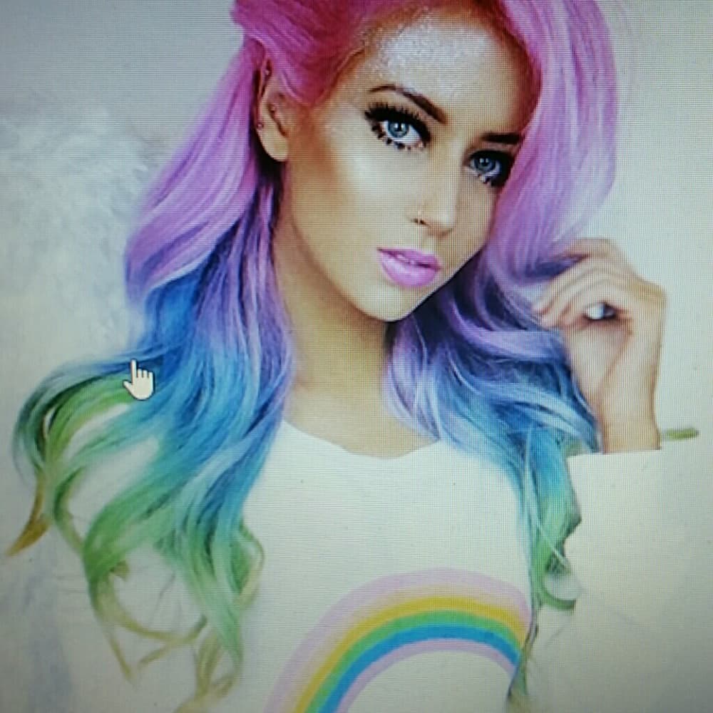 Full Head Clip In Exten-Pick your color!! - Thumbnail 4