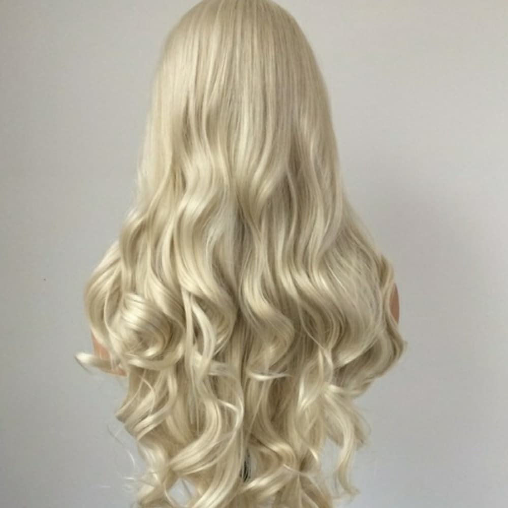 Blonde Beauty LaceFront Wig 22-26 inches!! - Thumbnail 4